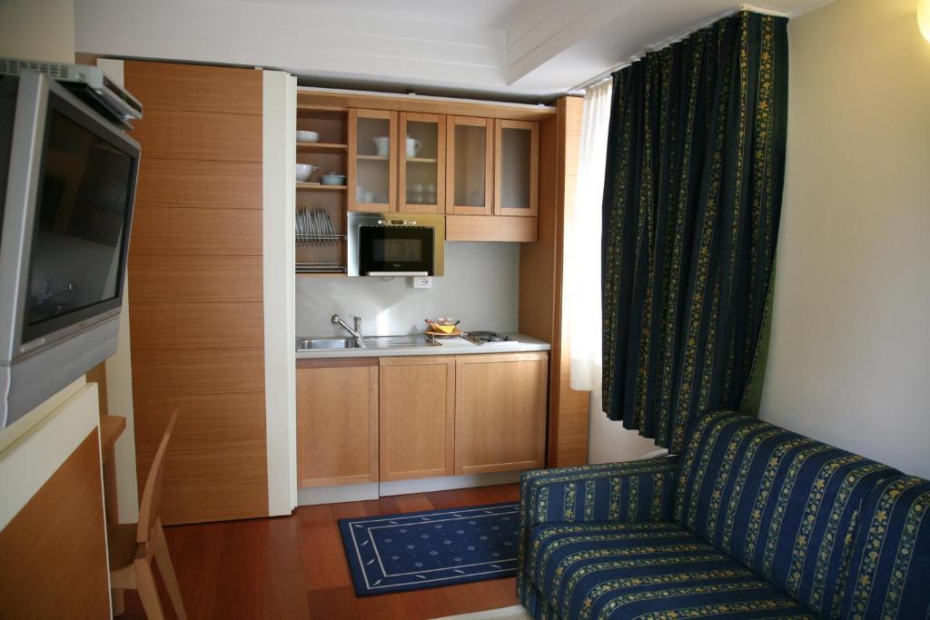Aparthotel England Riccione Habitación foto